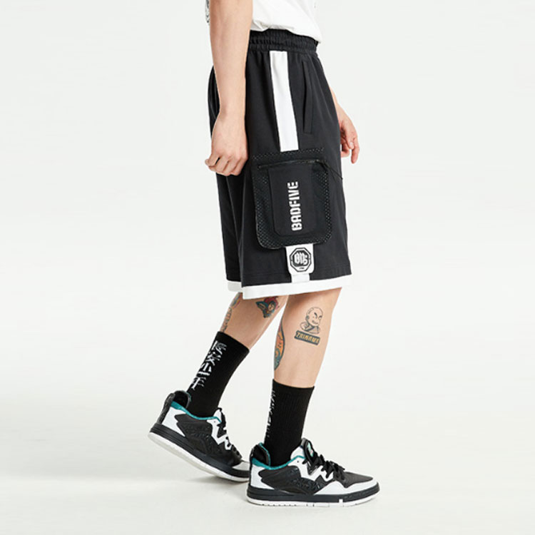 Li Ning Sports Shorts Men’s Black Moderate