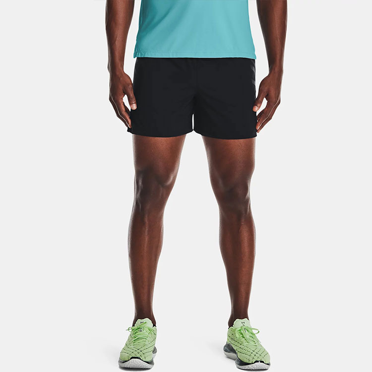 Under Armour Sports Shorts Men’s Black Moderate