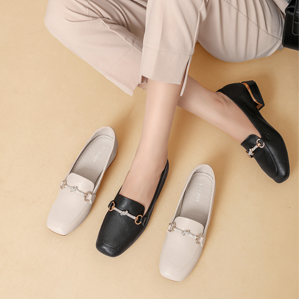 DAPHNE Loafers Women's Black White