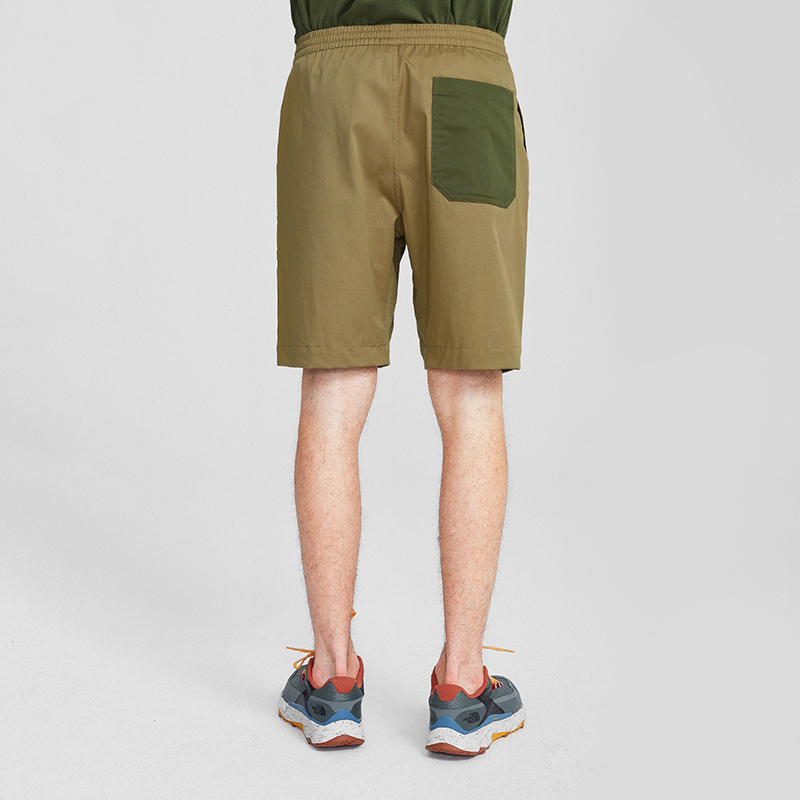 THE NORTH FACE Sports Shorts Men’s Khaki Moderate