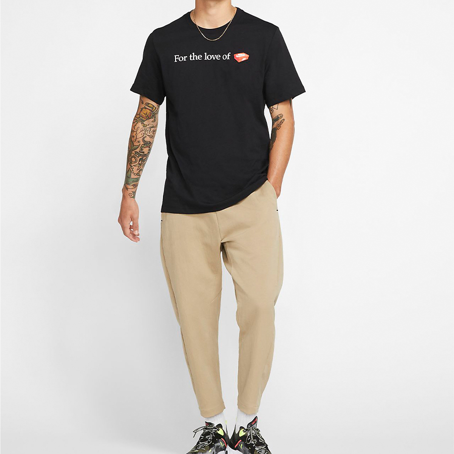 Мужская футболка Nike Sportswear Tech Pack (серая) — фото 5