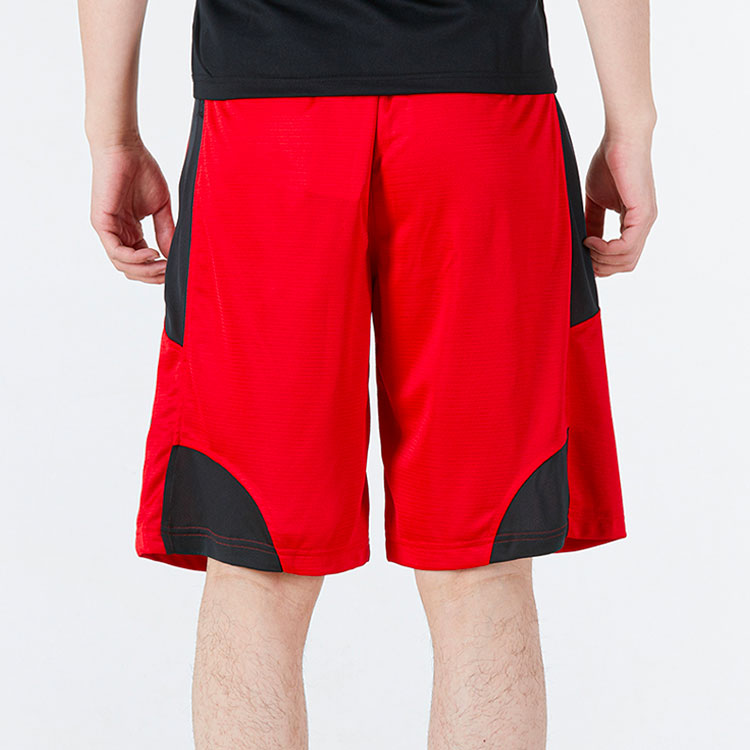 Under Armour Sports Shorts Men’s Red Moderate
