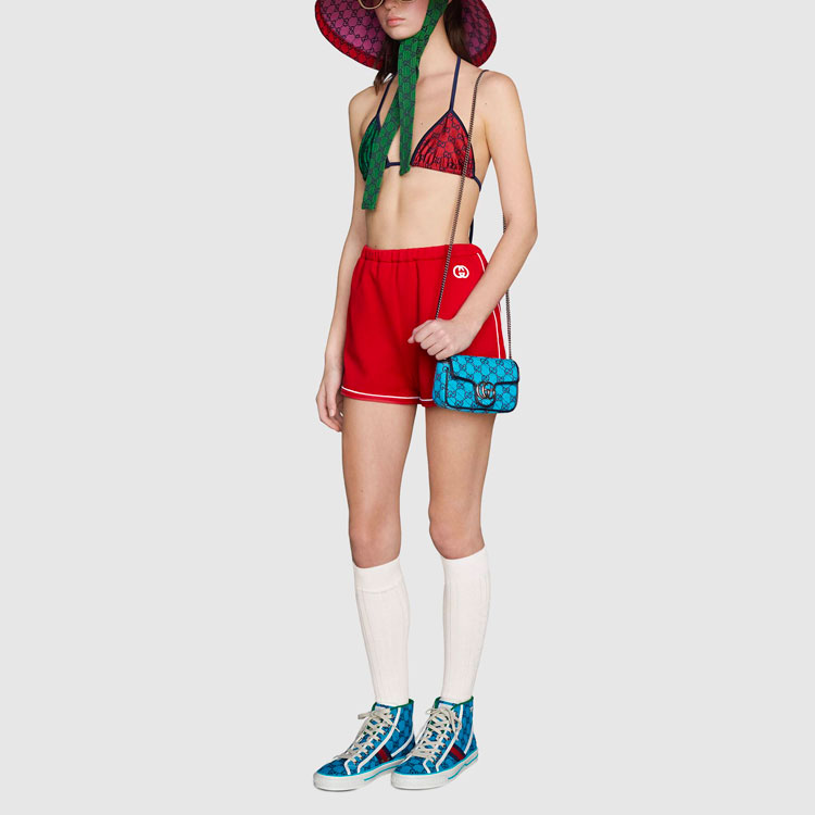 Женские шорты Gucci SS21 Interlocking G (красные) — фото 2