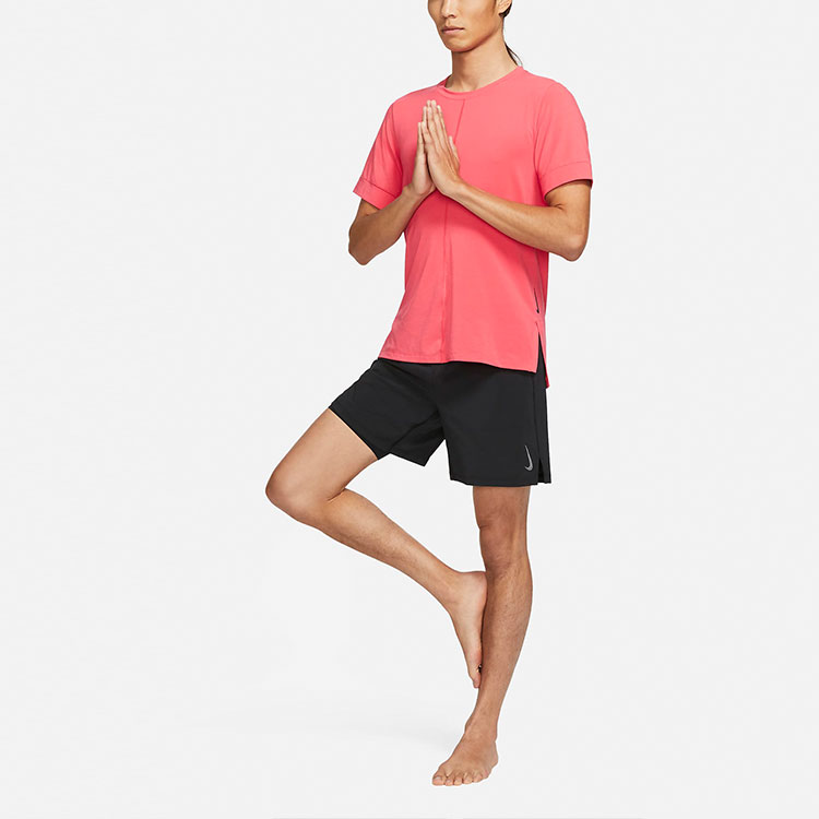Мужская футболка Nike Yoga Dri-FIT T (черная) — фото 5