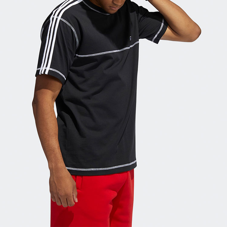 Мужская футболка adidas GN3886 (черная) — фото 4