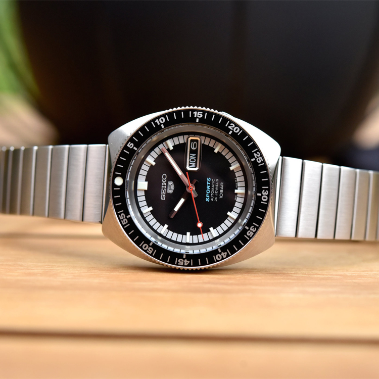 SEIKO 5 Sports 55 100 39.5mm SRPK17