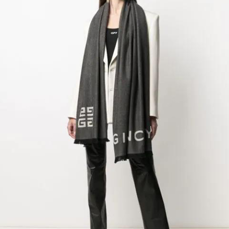 Photo 21227391