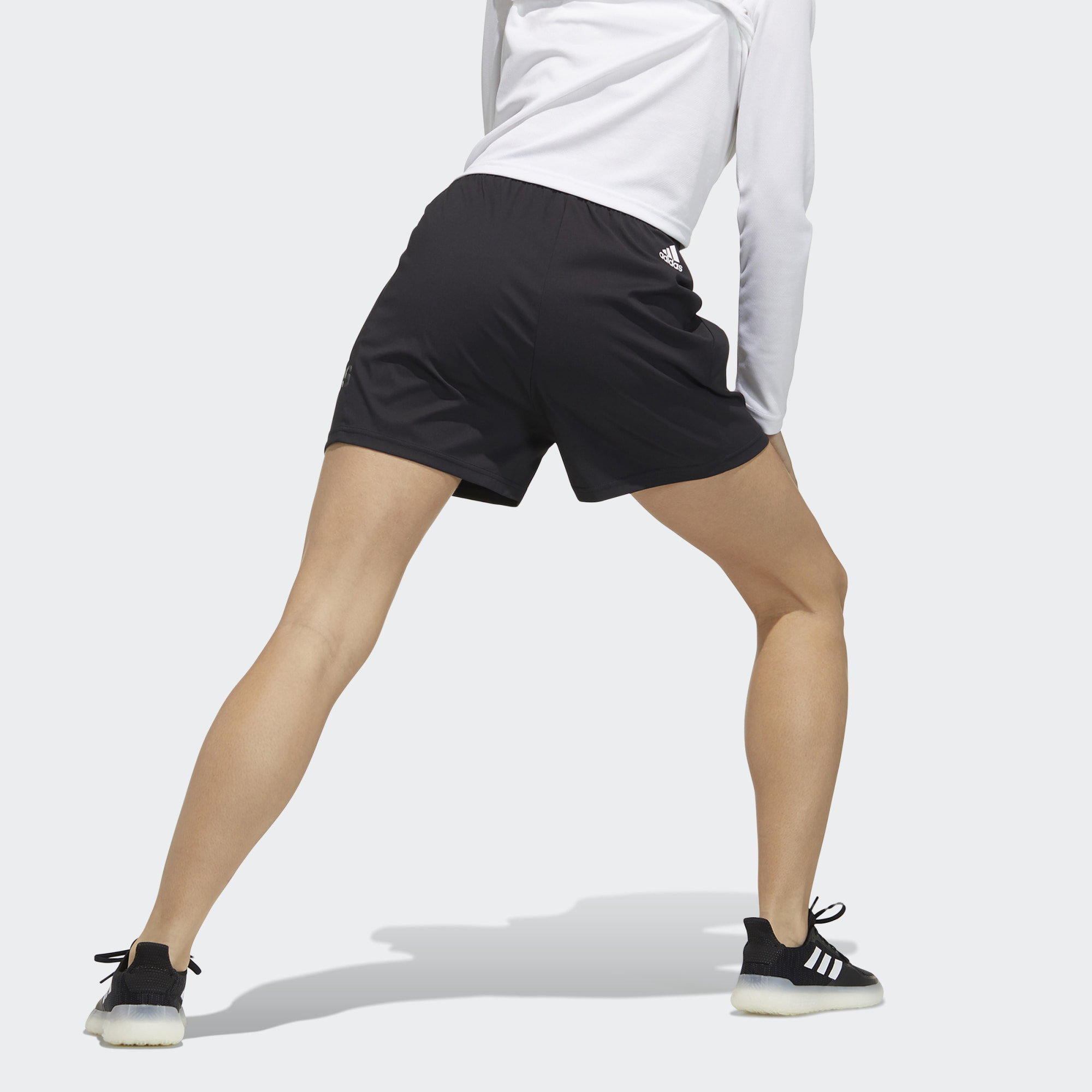 Женские шорты adidas Fi Shorts Bos (черные) — фото 5