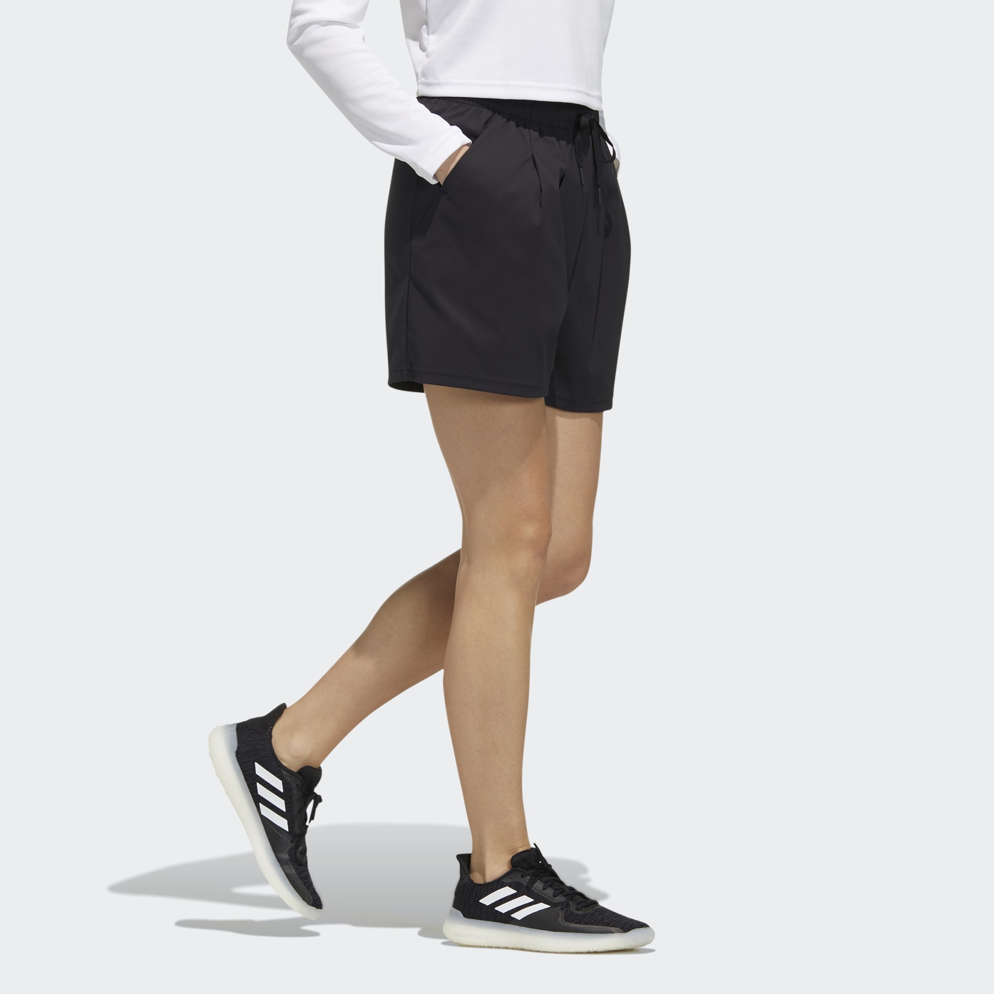 Женские шорты adidas Fi Shorts Bos (черные) — фото 4