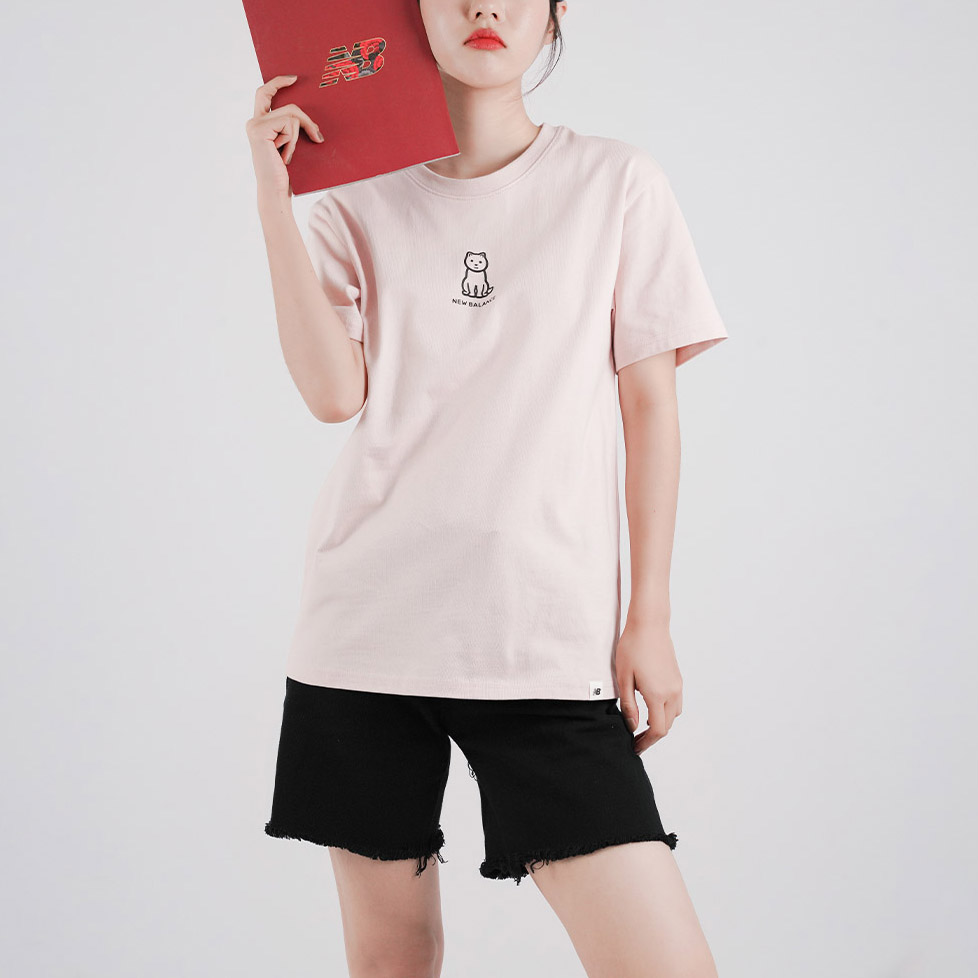 Женские футболка New Balance x noritake T (розовый) — фото 4