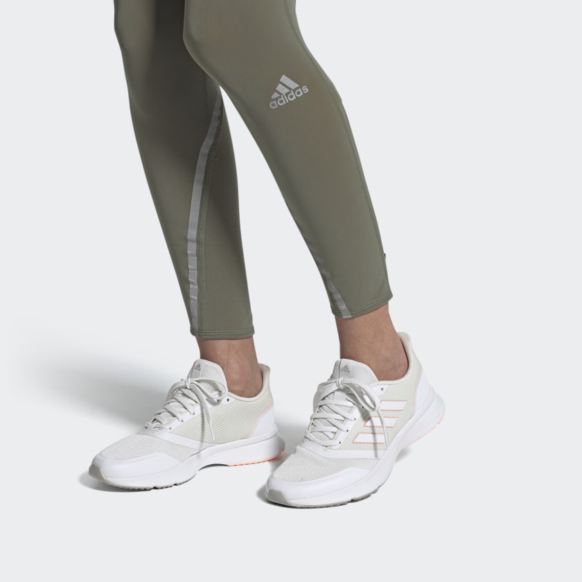Женские кроссовки adidas neo Nova Flow (оранжево-белые) — фото 7