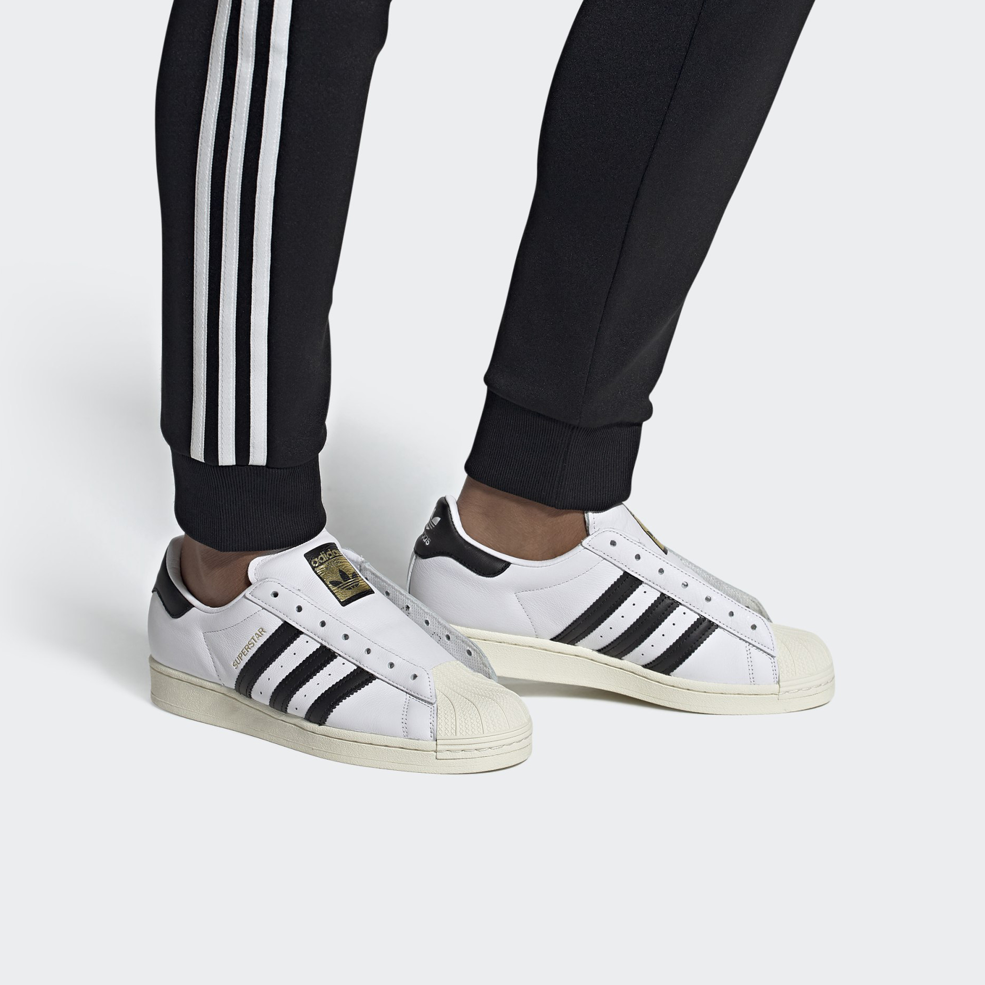Кеды adidas Originals Superstar Laceless (белый) — фото 6