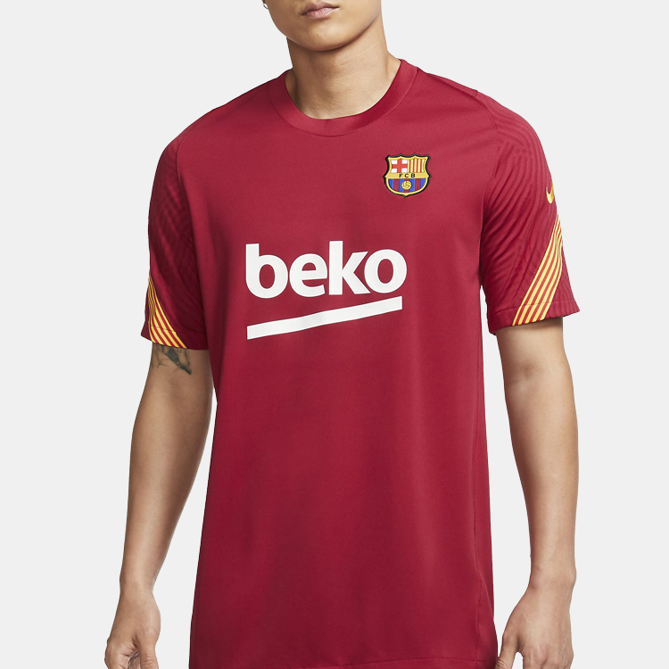 Nike Soccer Jerseys Men’s Red Moderate Straight Fit