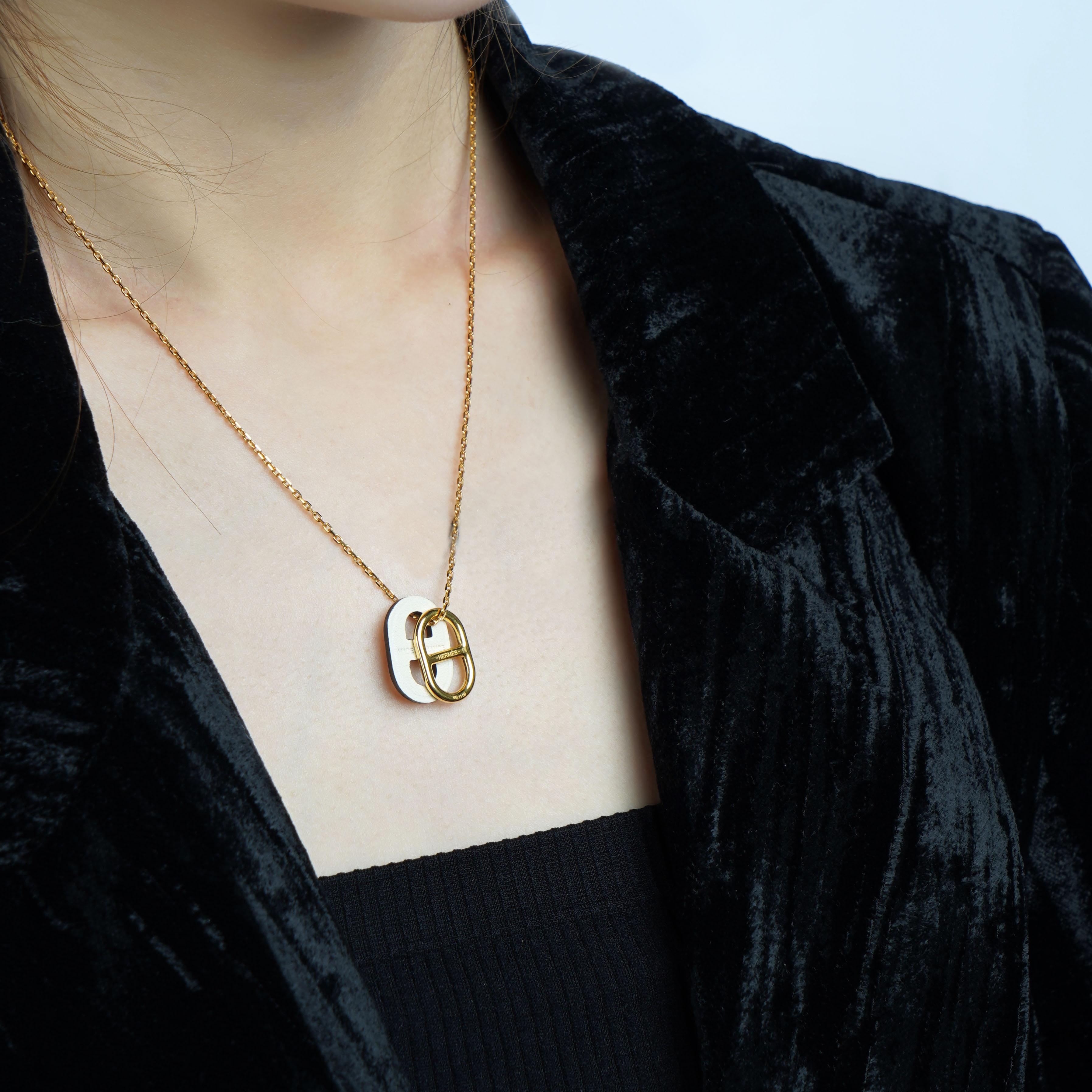 Подвеска Hermes O'Maillon (серо-белая) — фото 4