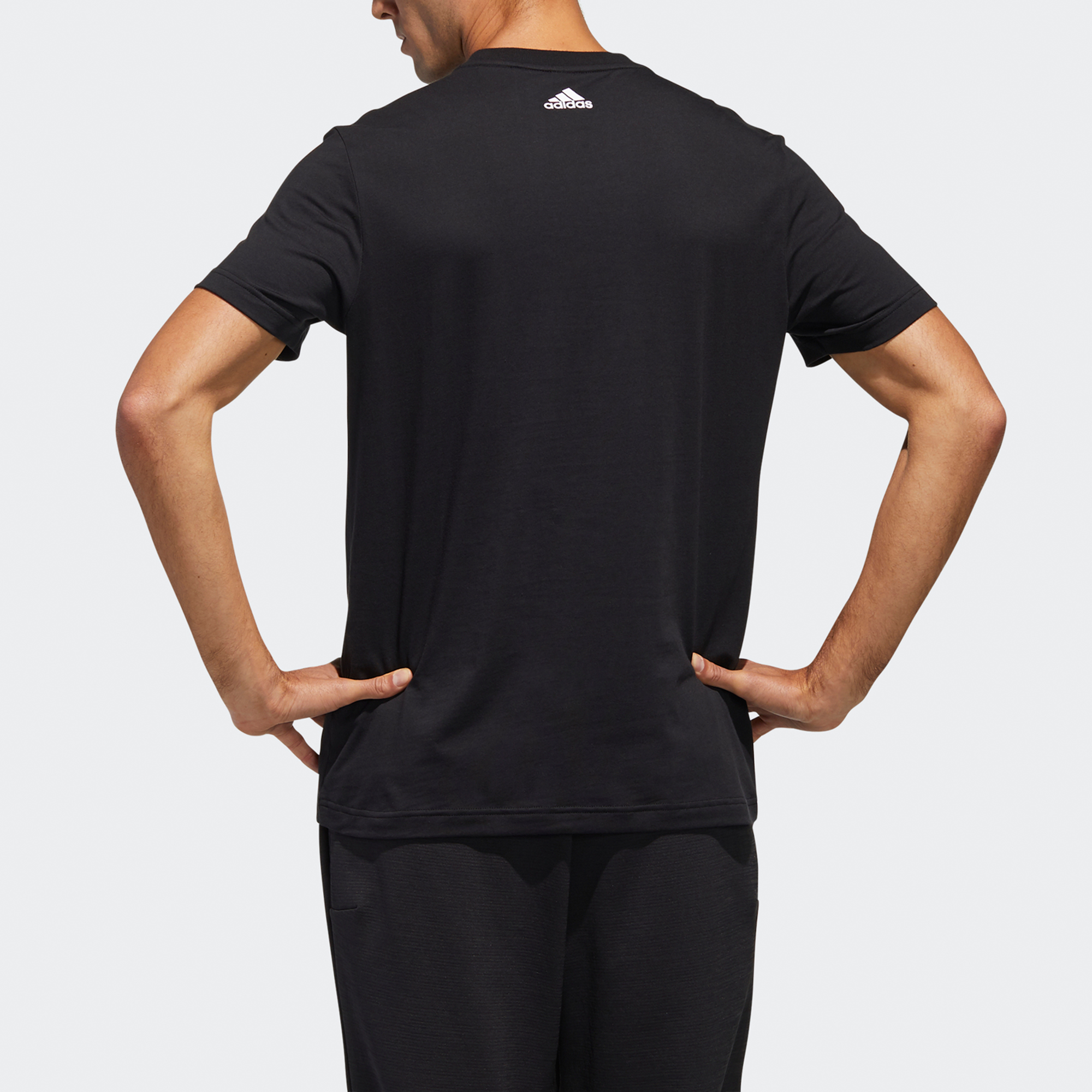 Мужская футболка adidas M Gfx T Lng Box Logo (черная) — фото 4