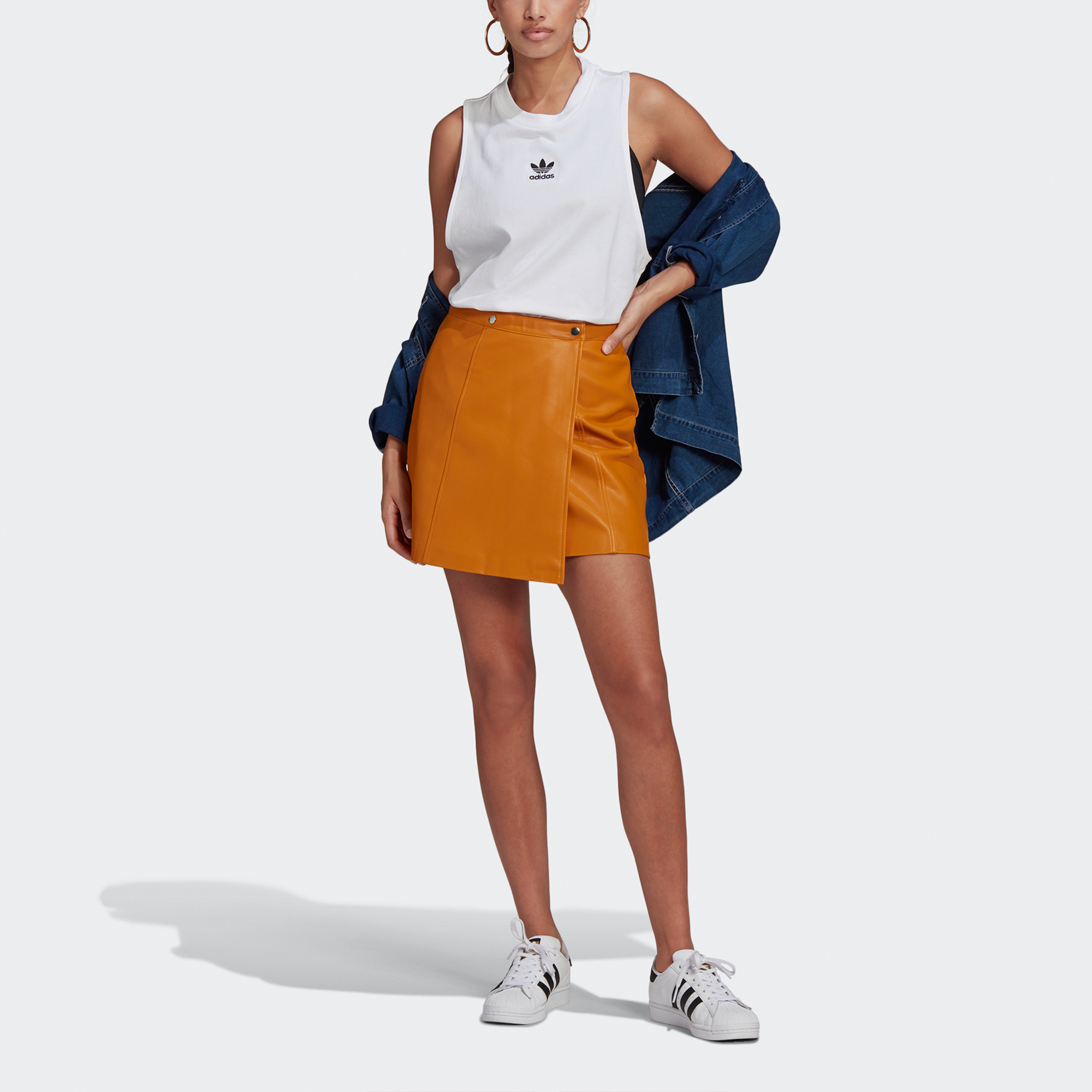 Женская майка adidas originals (белая) — фото 3