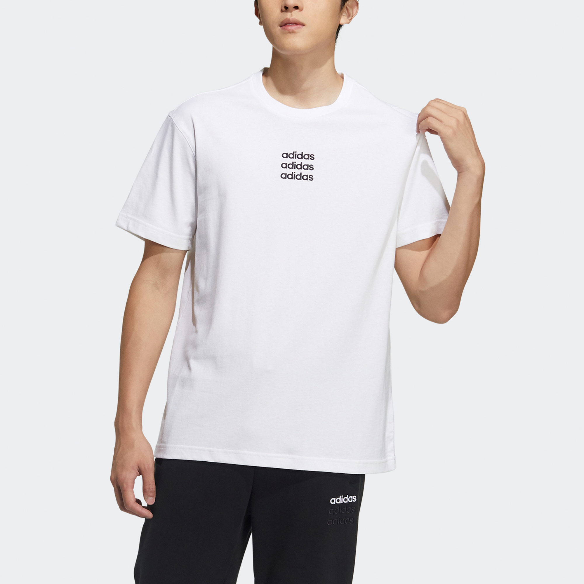 Мужская футболка adidas neo M Ce C+ Tee (белая) — фото 2