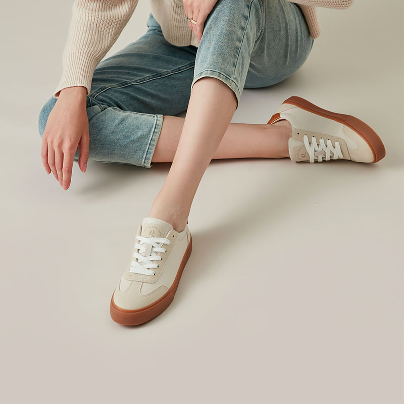 Rockfish Fungus Resistant Collection Microfiber Leather Low top Stylish Skateboarding Shoes Women's White Beige