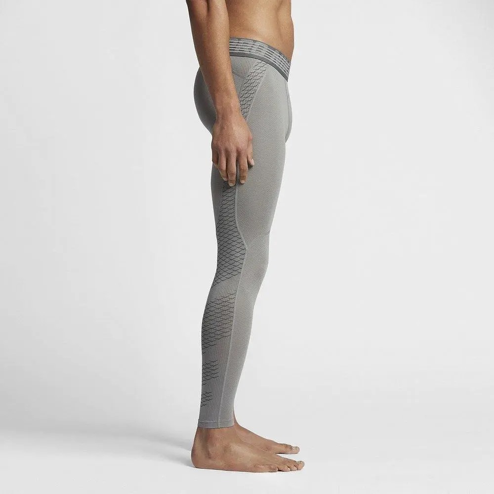 Nike Sports Pants Men’s Gray Moderate