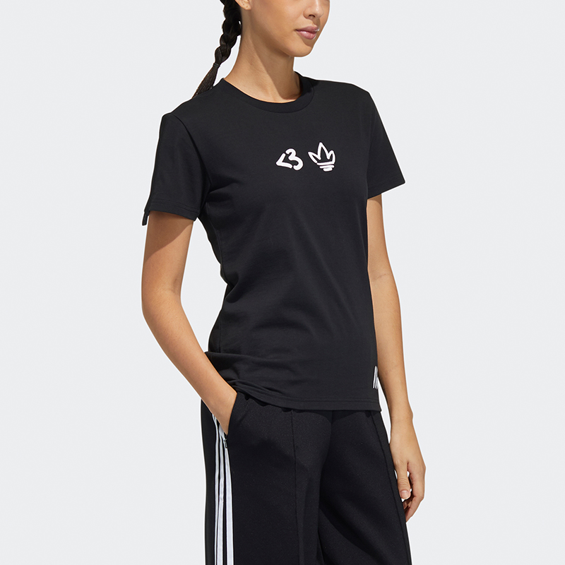 Женская футболка adidas originals Vday Tee Ss (черная) — фото 4