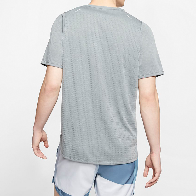Nike Running T Shirt Men’s Smoke Gray