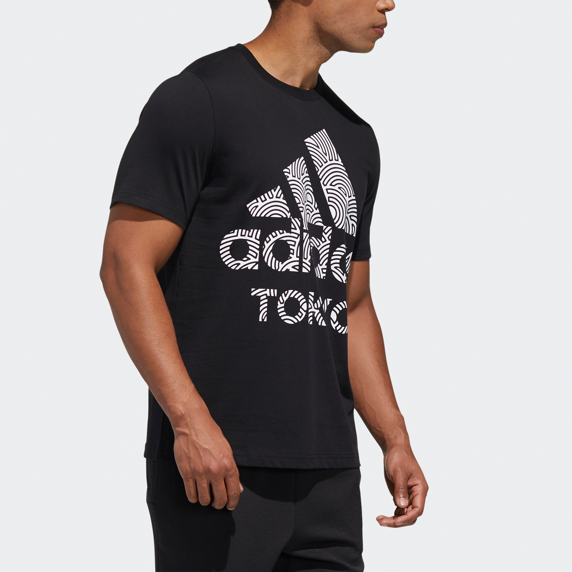 Футболка adidas Tyo Ss Tee M T (черный) — фото 5