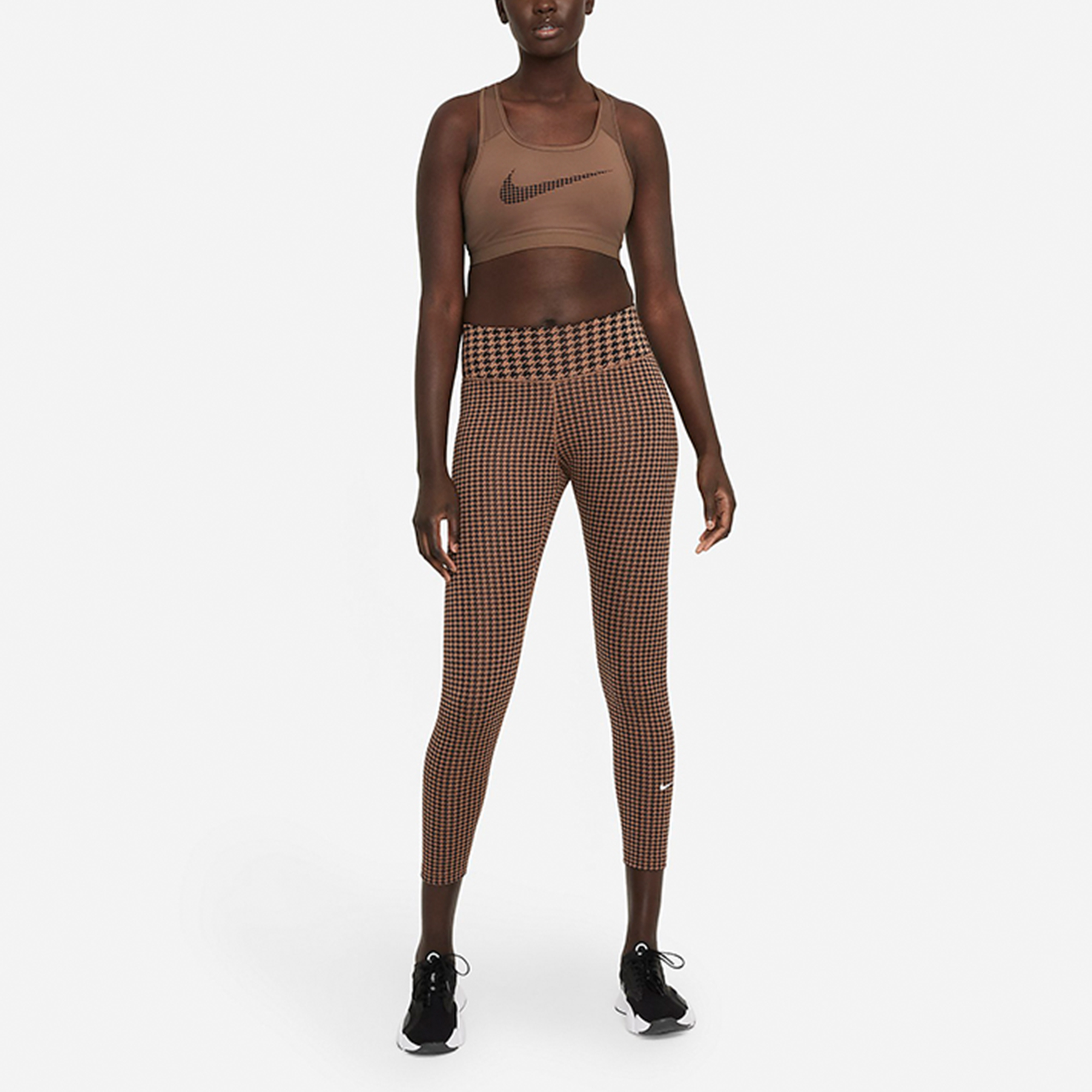 Nike Sports Underwear Women’s Earth Yellow Moderate