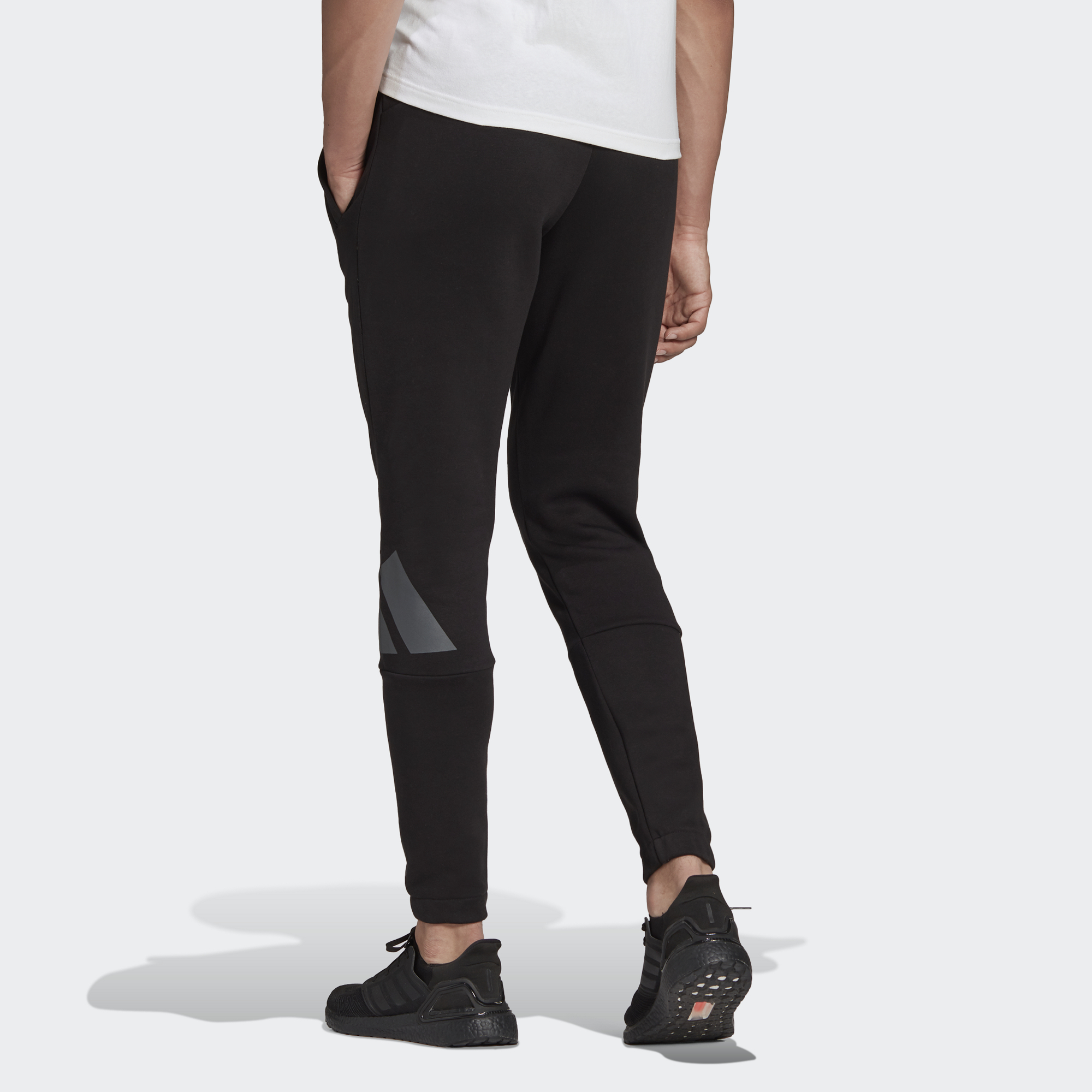 Adidas Sports Pants Men’s Black Moderate