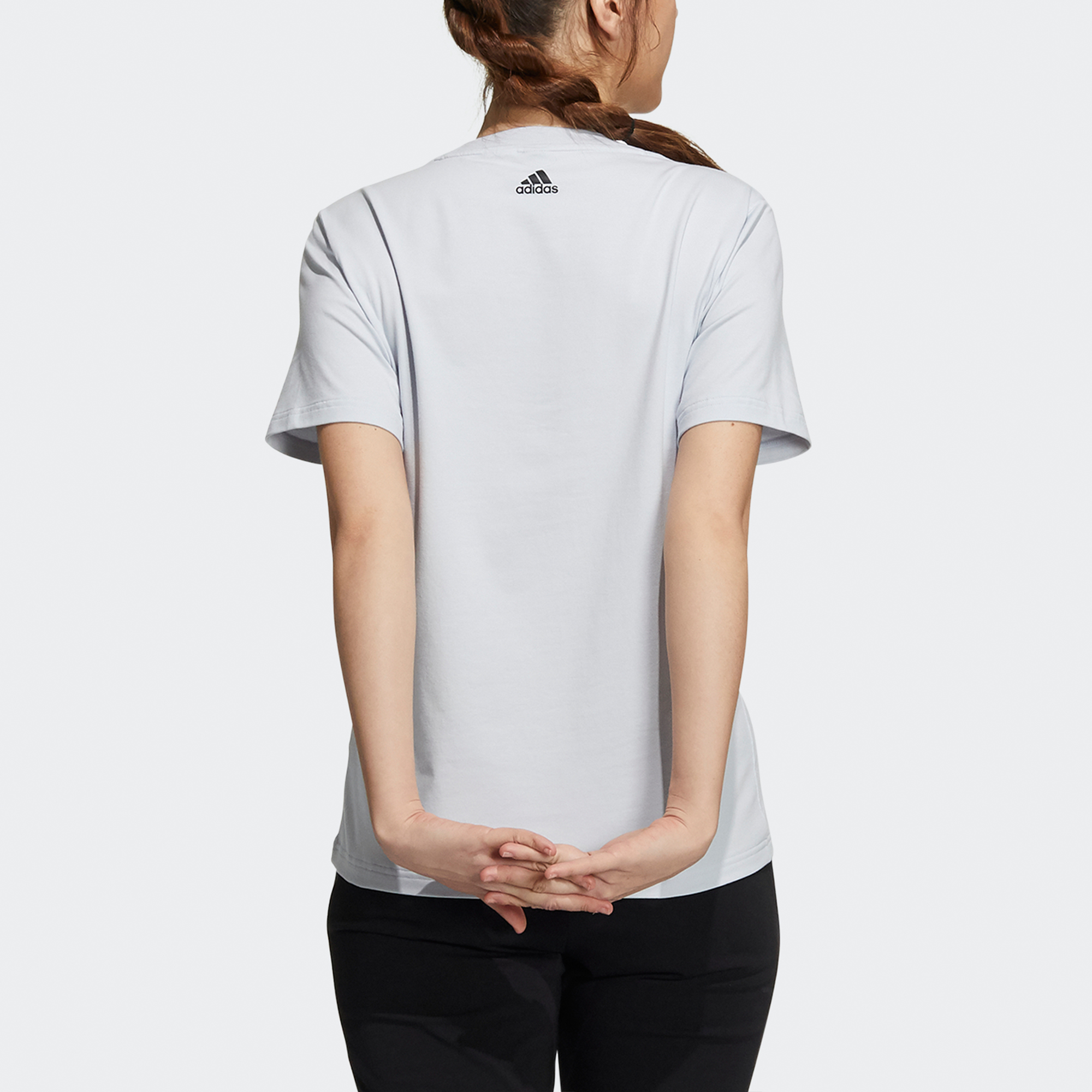 Женские футболка adidas W Bos Tee (светло-голубая) — фото 2