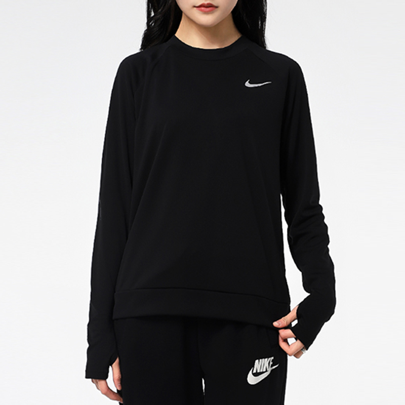 Женская футболка Nike (черная) — фото 3