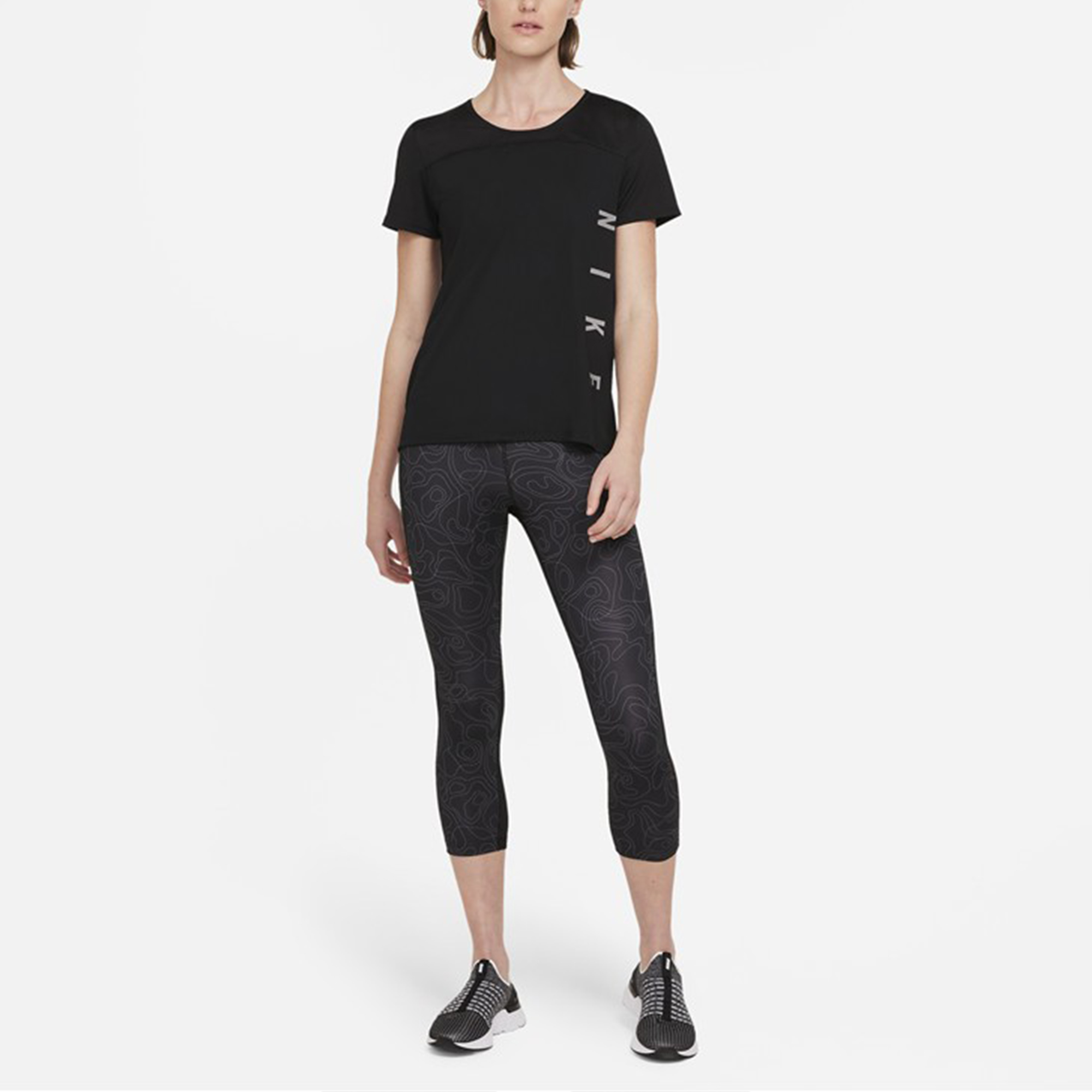 Женская футболка Nike Dri-FIT (черная) — фото 3