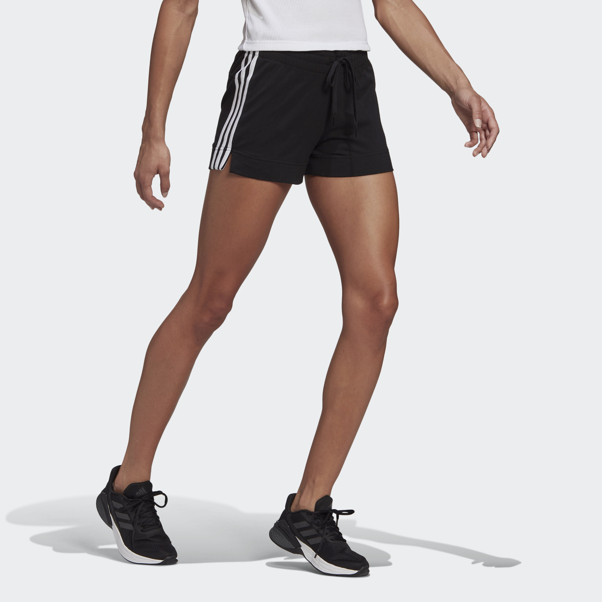 Женские шорты adidas ESSENTIALS SLIM 3-STRIPES SHORTS (черный) — фото 4