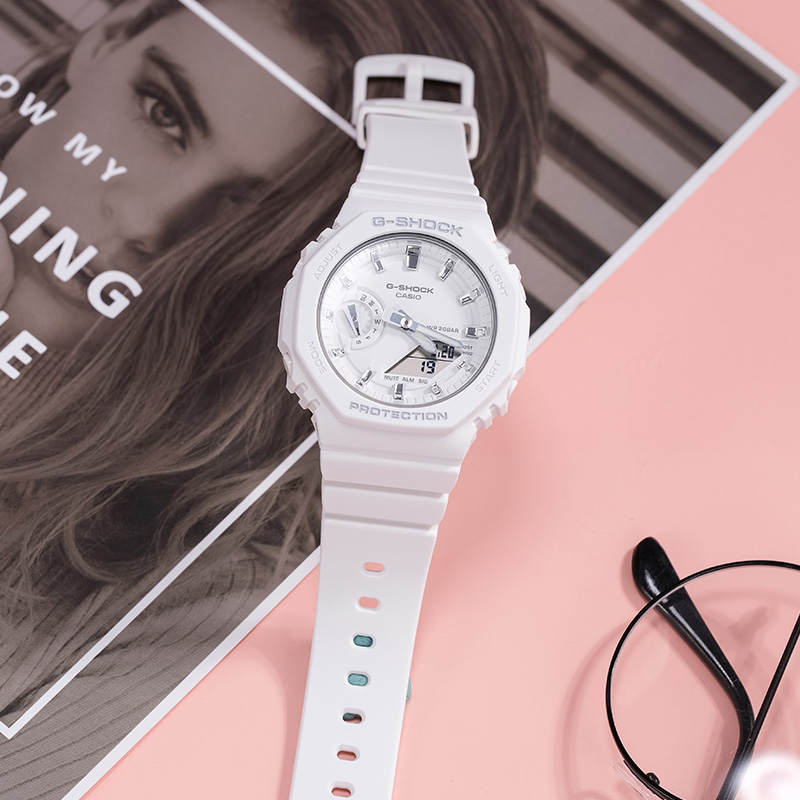 Женские часы Casio G-SHOCK WOMAN (белые) — фото 8