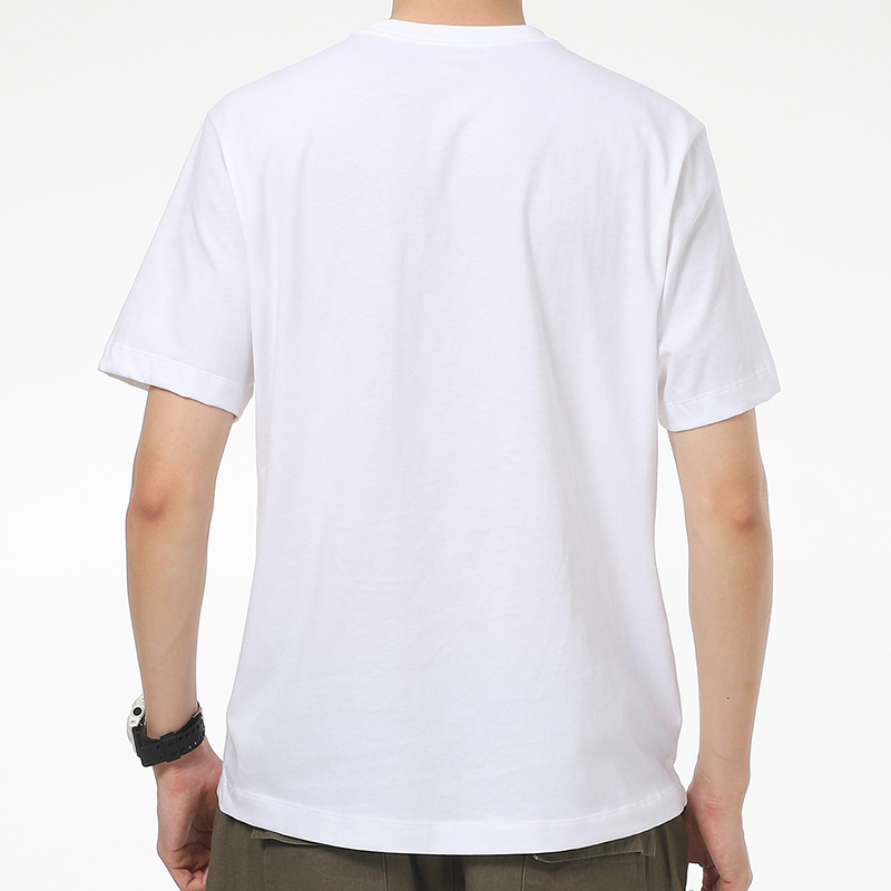 Nike Casual Sportswear Men’s Crew Neck Moderate