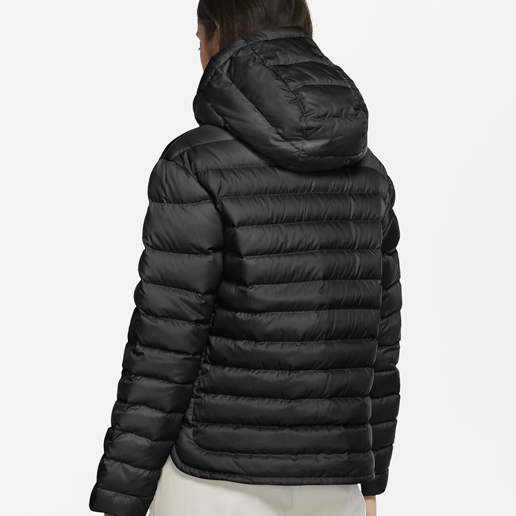Женская куртка Nike Football Sportswear Windrunner Down (черная) — фото 3