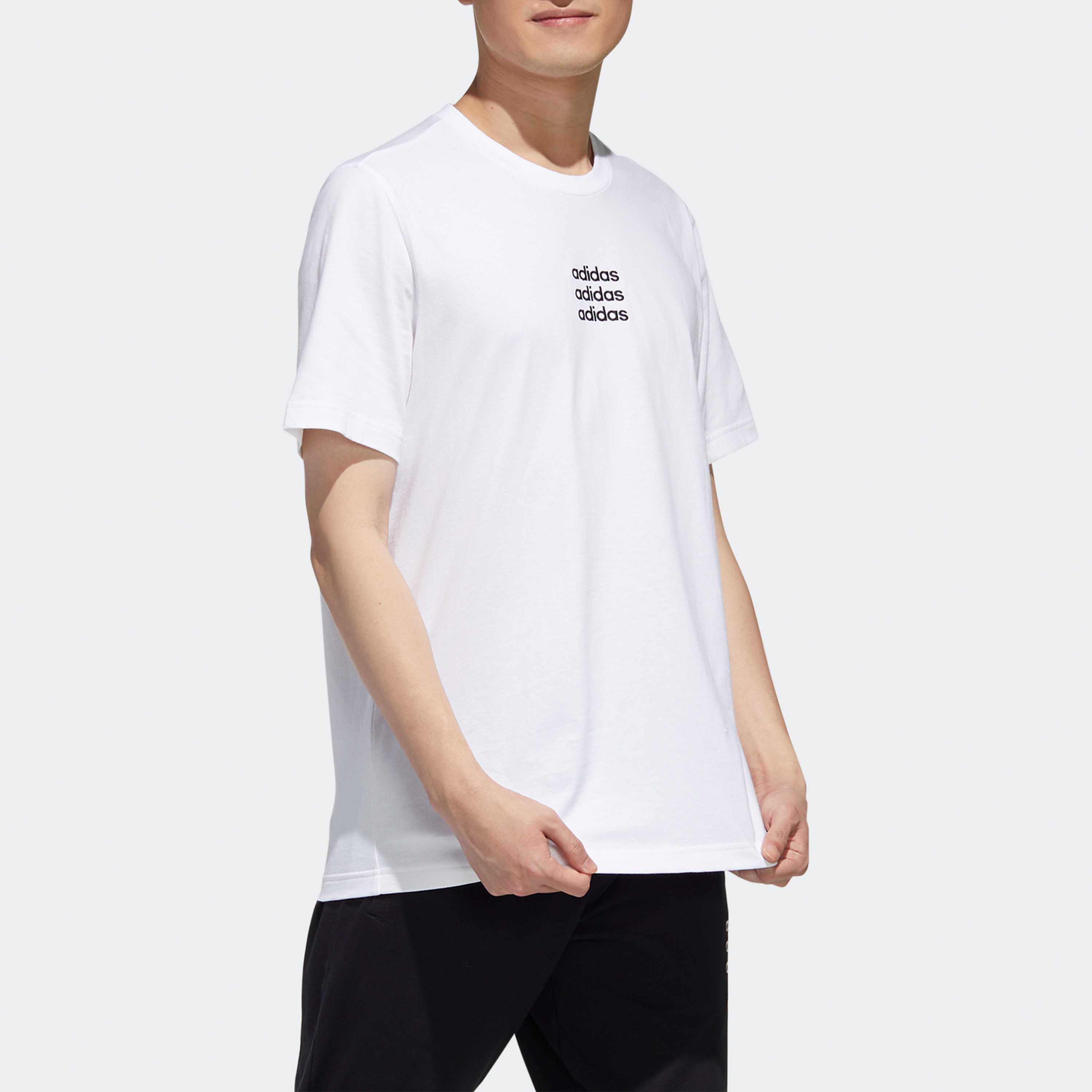 Мужская футболка adidas neo M C+Tee (белая) — фото 4