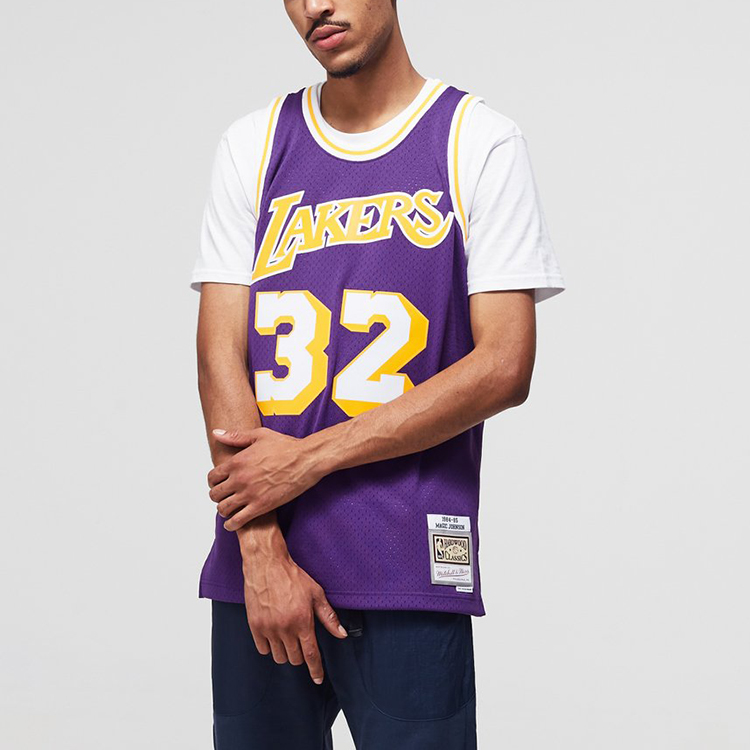 Mitchell & Ness Los Angeles Lakers Road 1984 85 Magic Johnson Swingman Jersey
