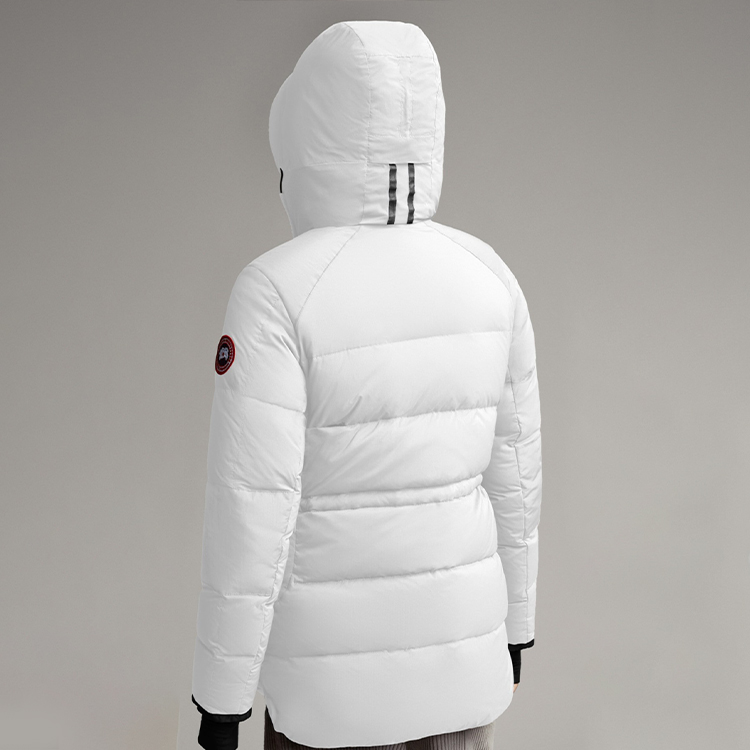 Женская куртка Canada Goose Alliston Jacket (черная) — фото 2
