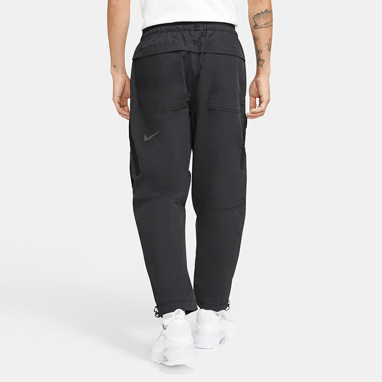 Nike SPORTSWEAR TECH PACK Sports Pants Men’s Black Moderate