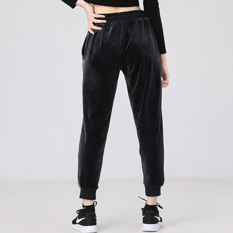 Nike Sports Pants Women’s Black Moderate