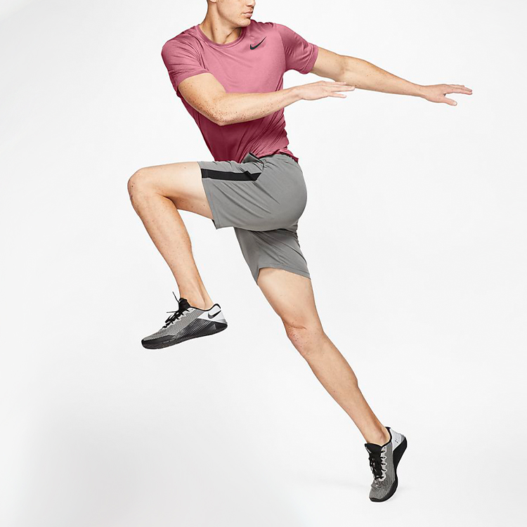 Мужская футболка Nike Pro компрессионная (бордовая) — фото 2