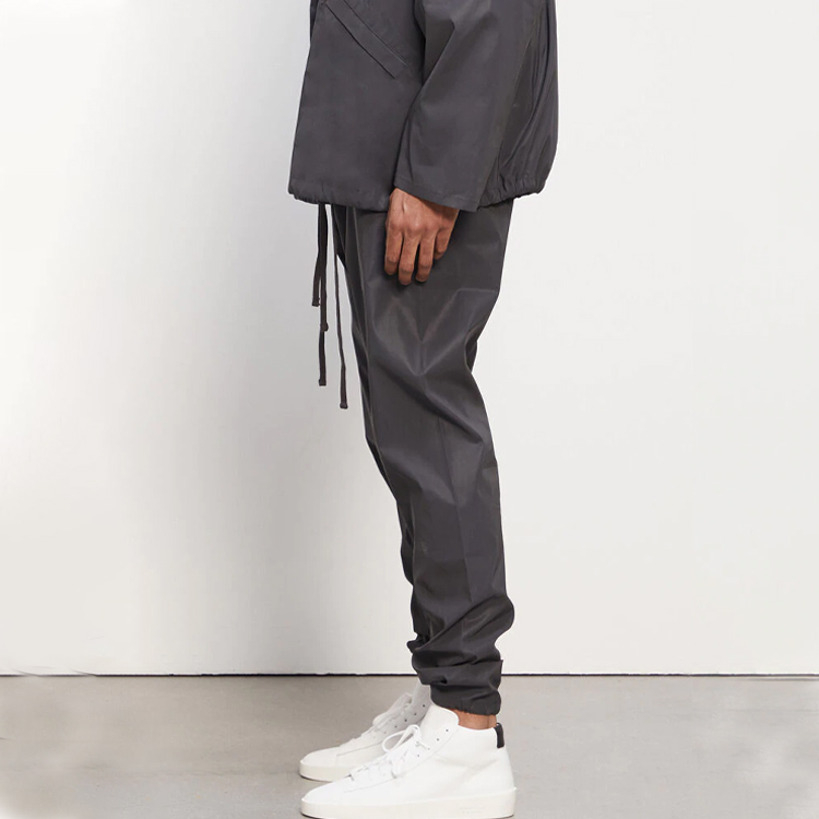 Мужские штаны Fear of God Essentials FW20 Reflective Track pants Black (черные) — фото 3