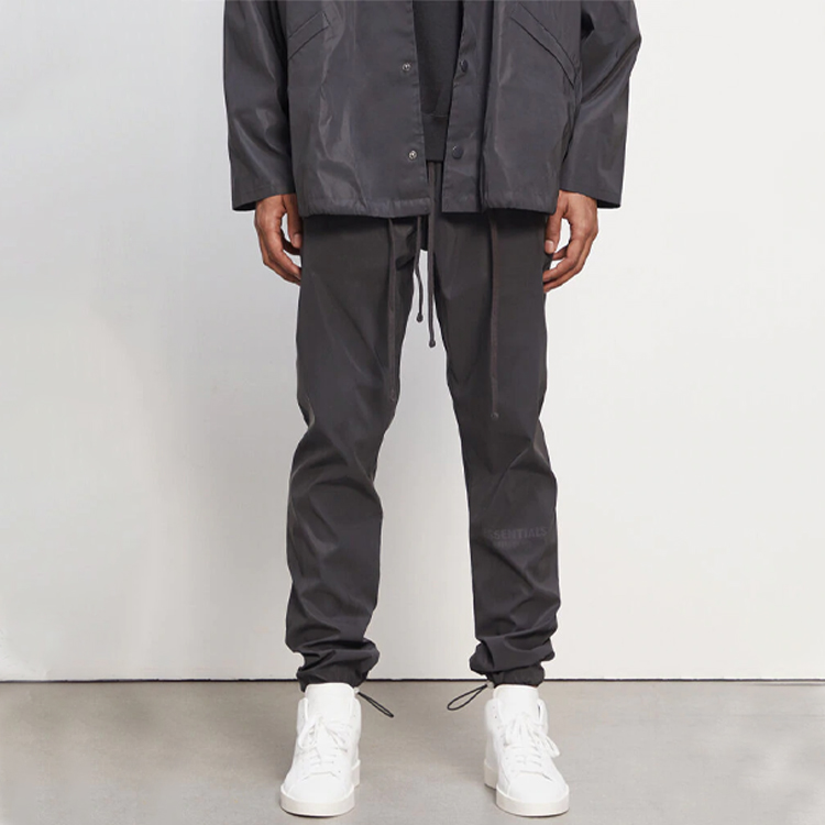 Мужские штаны Fear of God Essentials FW20 Reflective Track pants Black (черные) — фото 4