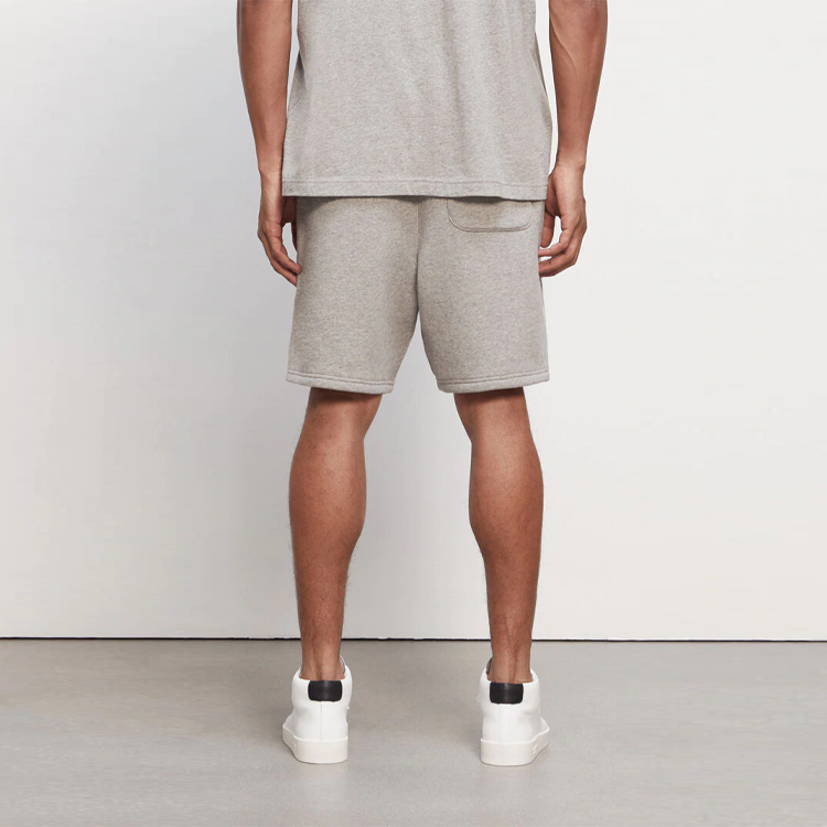 Шорты Fear of God Essentials FW20 Sweat Shorts Heather Oat Logo (глубокий овсяный) — фото 3