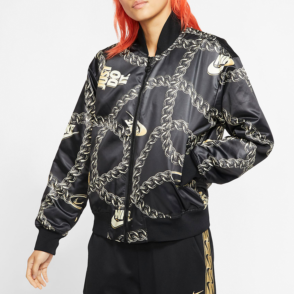 Женская куртка Nike Sportswear Synthetic Fill Icon Clash (черная) — фото 3