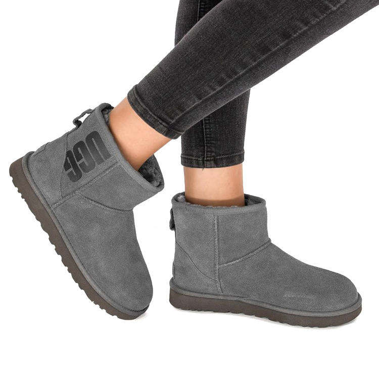 UGG Classic Mini UGG Rubber Logo