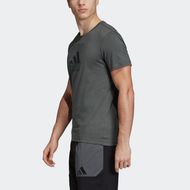 Мужская футболка adidas The Pack Q2 Gfx logoT (зеленый) — фото 5