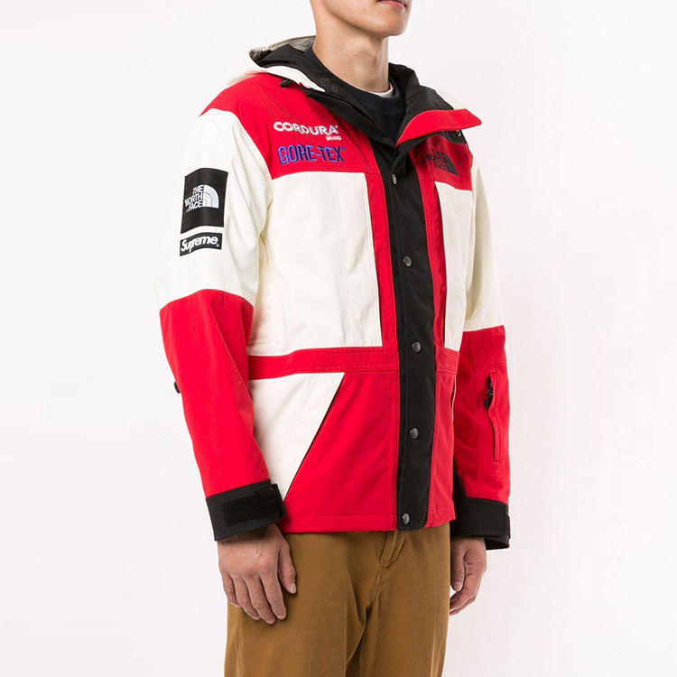 Supreme FW18 TNF Expedition Jacket White   