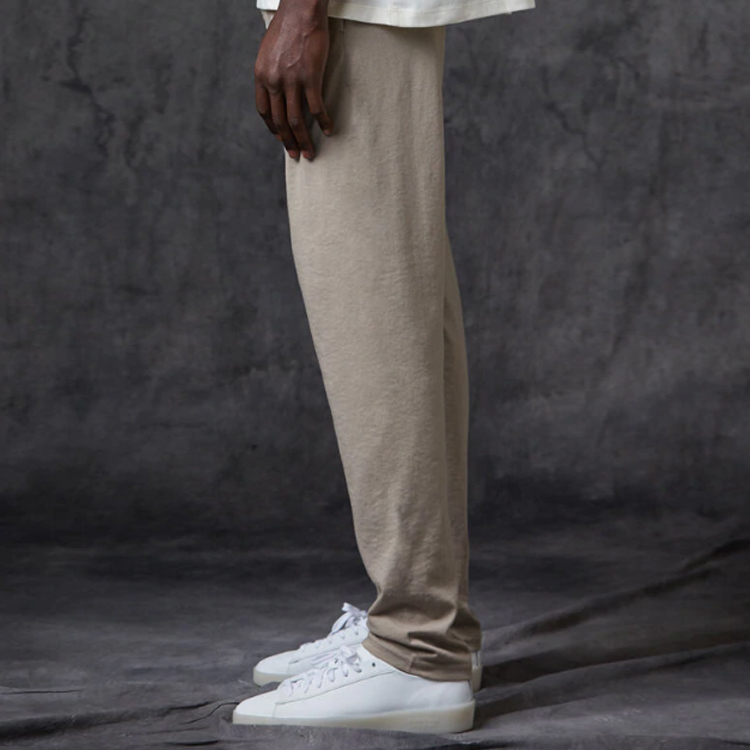 Унисекс штаны Fear of God Essentials FW20 Lounge Pants Tan (коричневые) — фото 2