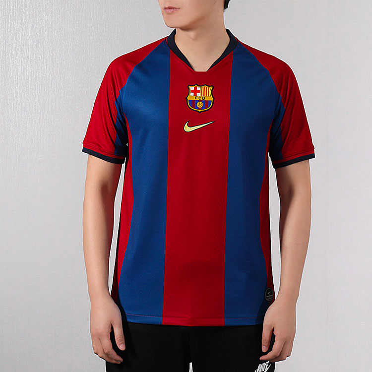 Nike Soccer Jerseys Men’s Red Blue Multicolor Moderate Straight Fit